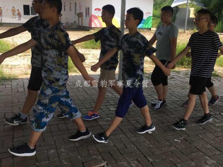军姿训练